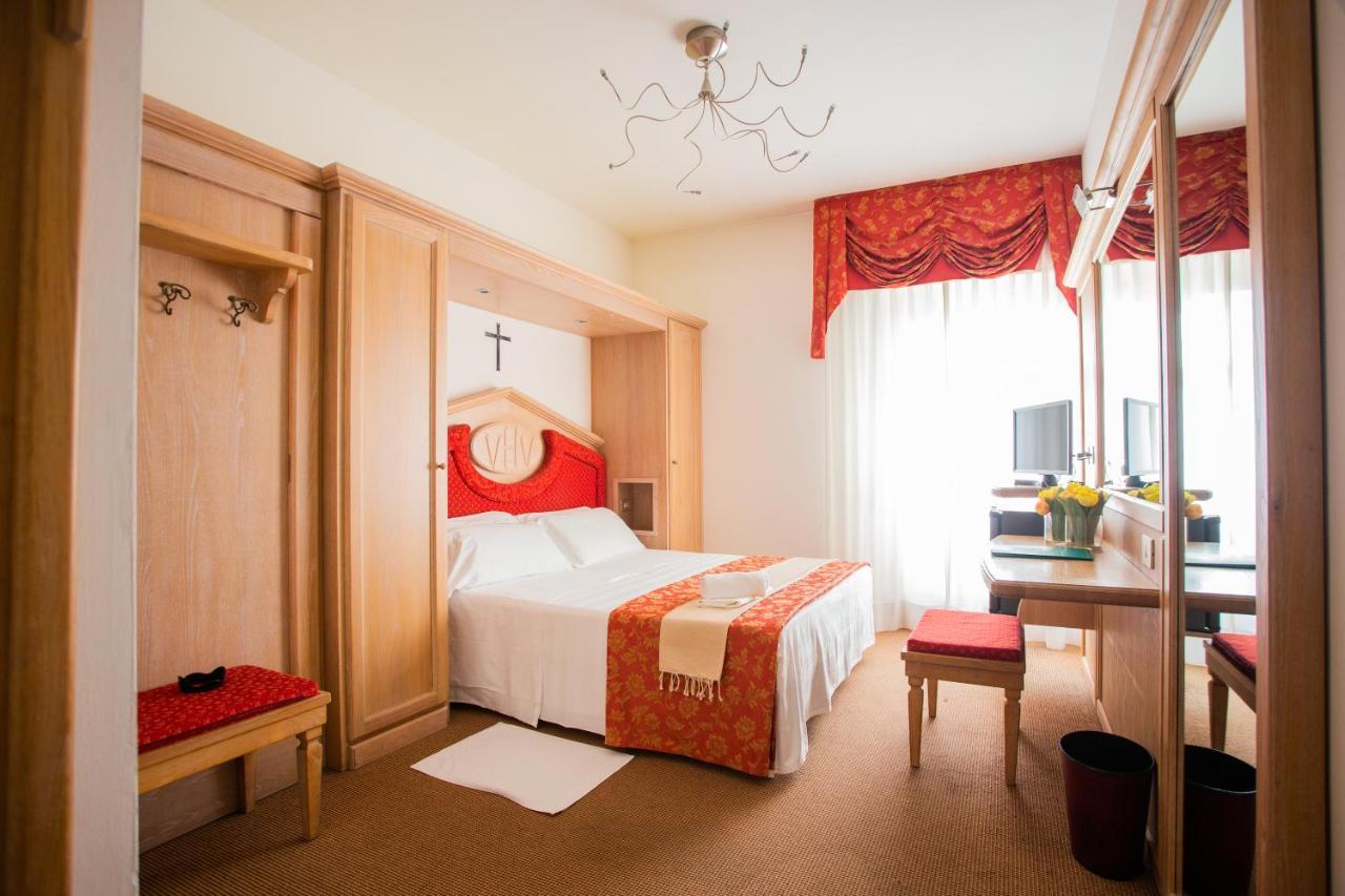 Hotel Villa Verde Rivotorto Eksteriør bilde