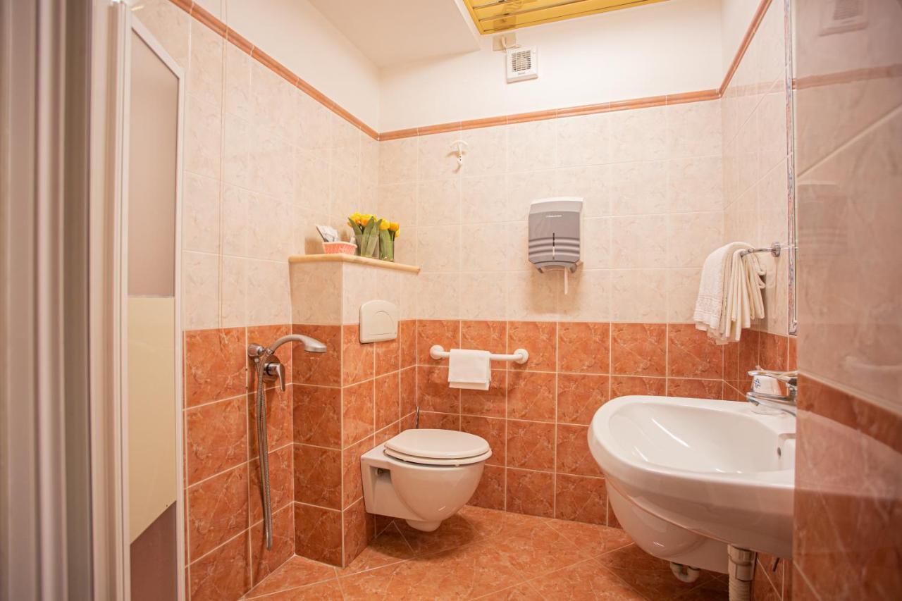 Hotel Villa Verde Rivotorto Eksteriør bilde